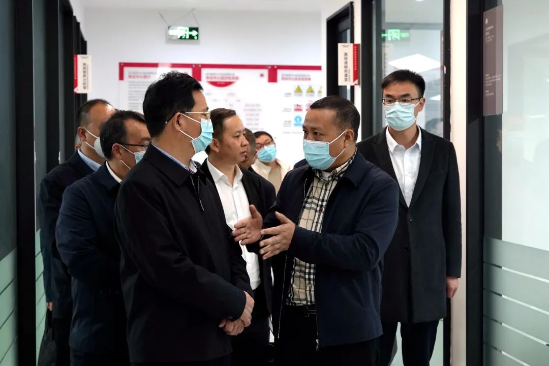 如何在貴州進一步做大產(chǎn)業(yè)？貴州省農(nóng)業(yè)農(nóng)村廳黨組成員、副廳長張元鑫一行調(diào)研鐵騎力士